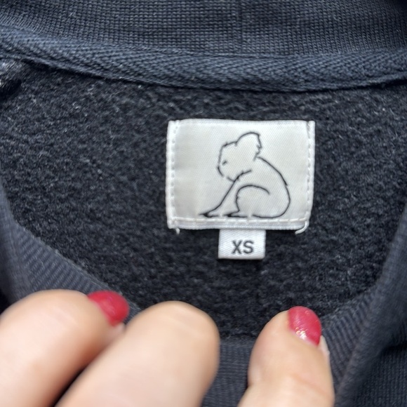 🚩 Kuwalla Black Cropped Sweatshirt size extra small - Picture 4 of 7